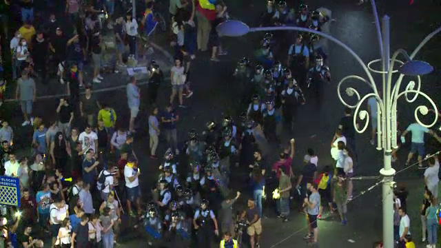 Violente in Piata Victoriei