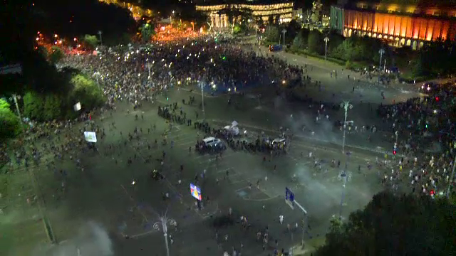 Protest in Piata Victoriei