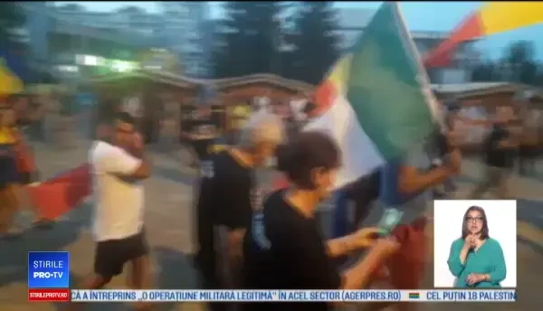 Mitingul diasporei. Primele maşini cu protestatari au sosit încă din timpul nopții în Piața Victoriei