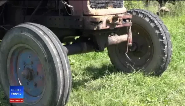 Bărbat din Mureș strivit de tractorul pe care îl conducea, sub privirile colegilor săi