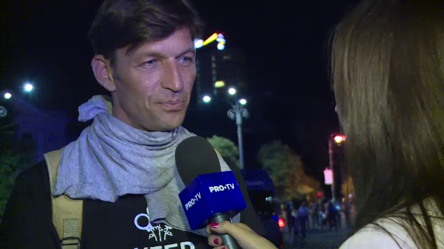 protestatar piata victoriei italia