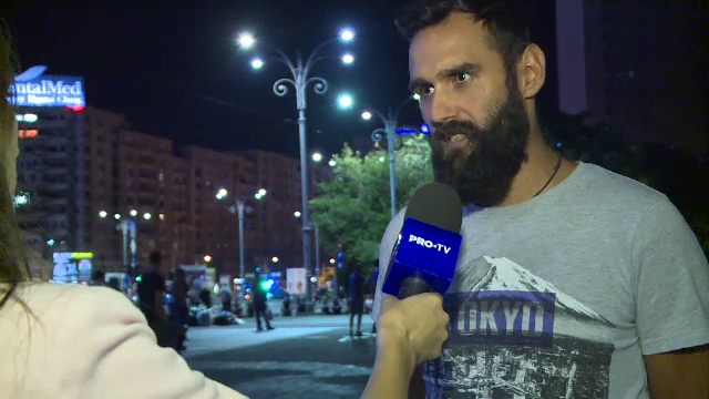 protestatar piata victoriei