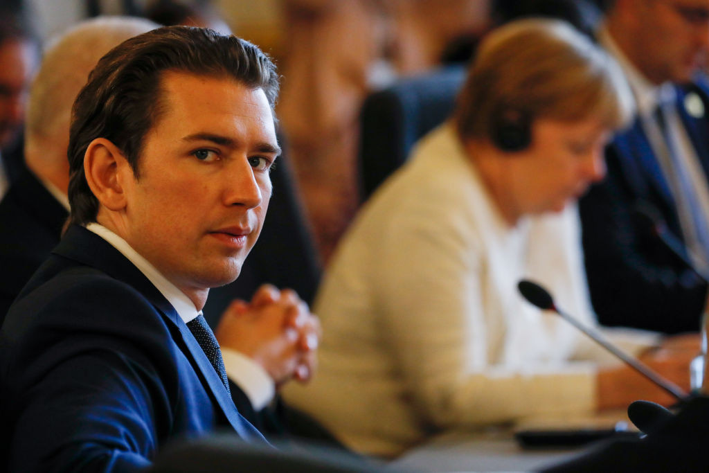 Fostul cancelar Kurz câştigă alegerile parlamentare din Austria