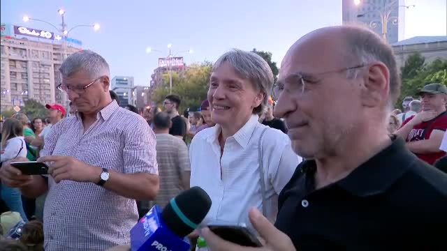 Protestatară: ”Nu mi-a fost teamă de mineri, nu o să îmi fie nici de jandarmii lui Dragnea”