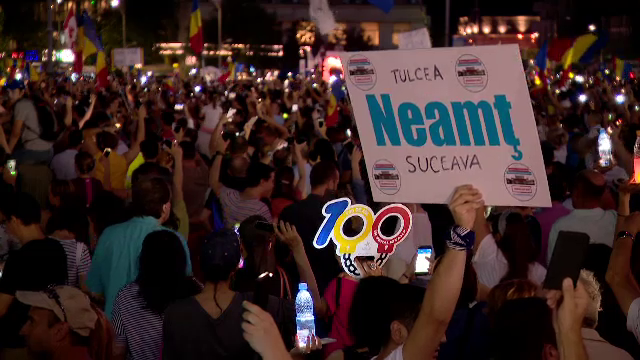 Protest in Piata Victoriei