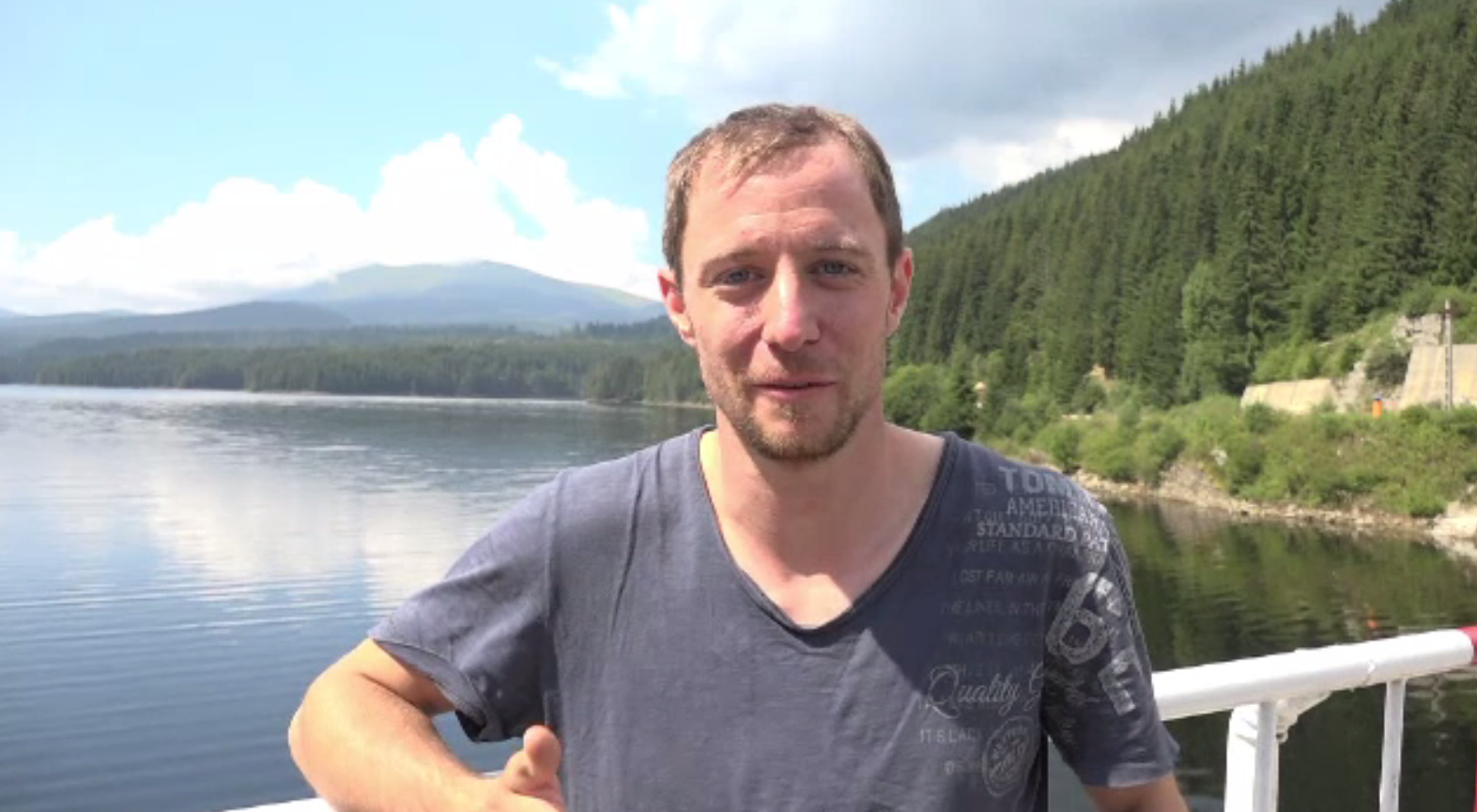 Reacția unui turist german după ce vizitează pentru prima dată Transalpina