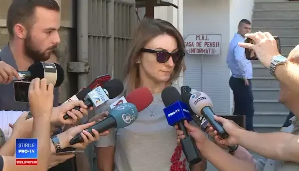 O tânără rănită în incendiul din Colectiv, afectată de gazele Jandarmeriei