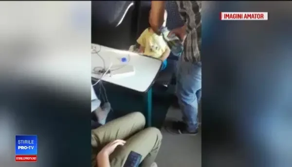 Consecinţele grave cauzate de trenul deraiat între Caracal şi Craiova. Plângerile pasagerilor