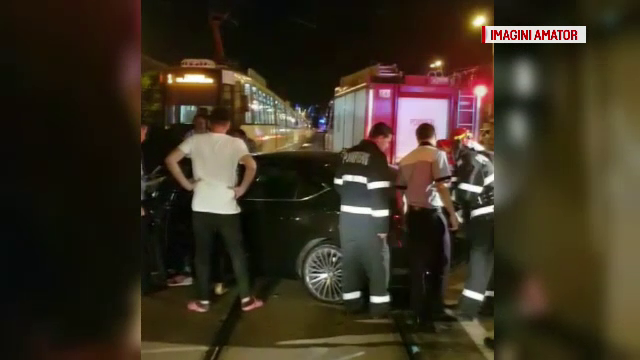 Accident în Capitală, după ce un șofer a pierdut controlul volanului. Starea bărbatului