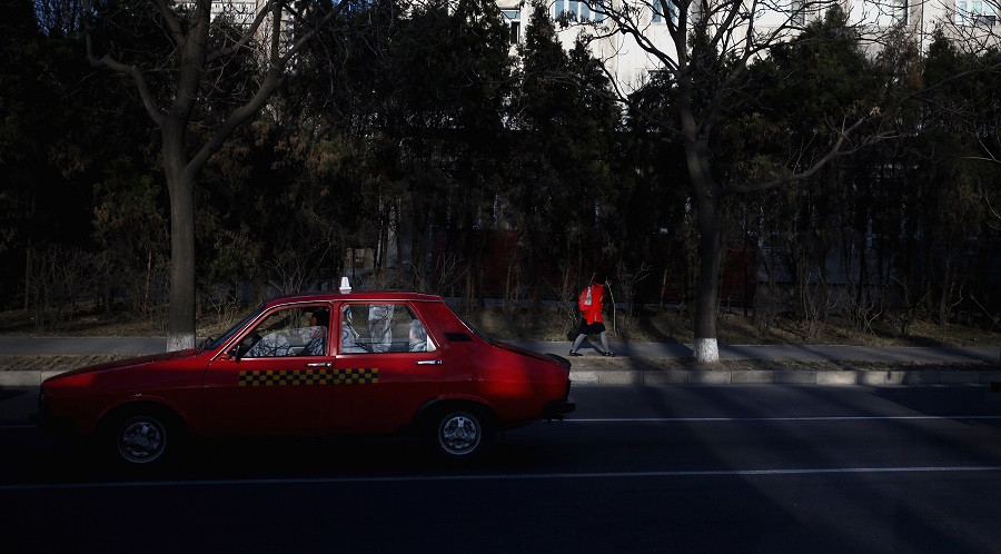 De ce sunt taximetriştii printre cei mai bine plătiţi nord-coreeni. Mita pe care o dau lunar