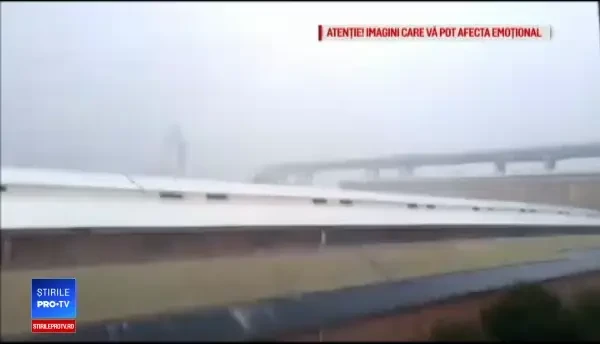 Un viaduct al autostrăzii A10 s-a prăbuşit lângă Genova. Cel puțin 35 de morți. FOTO și VIDEO