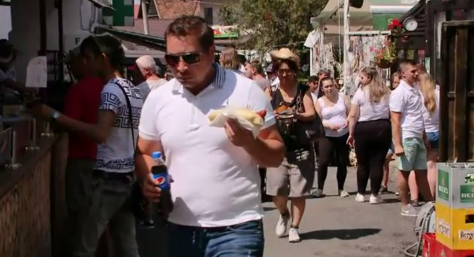 Aglomerație mare la munte de Sf. Maria. Soluția găsită de turiștii care n-au avut loc la terase