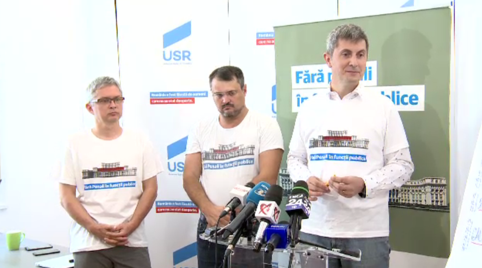 Iniţiativa ”Fără penali” a strâns semnăturile necesare. Liderul USR continuă campania