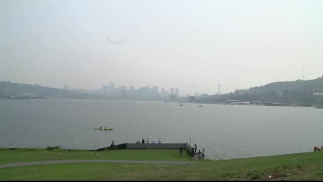 Incendii în Seattle. Oamenii, sfătuiți să stea în case