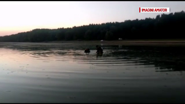 Un adolescent s-a înecat în Dunăre. Scafandrii au reuşit cu greu să recupereze trupul