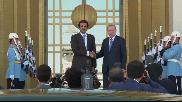 Qatarul a anunțat că ajută Turcia și investiții și împrumuturi de 15 mld $