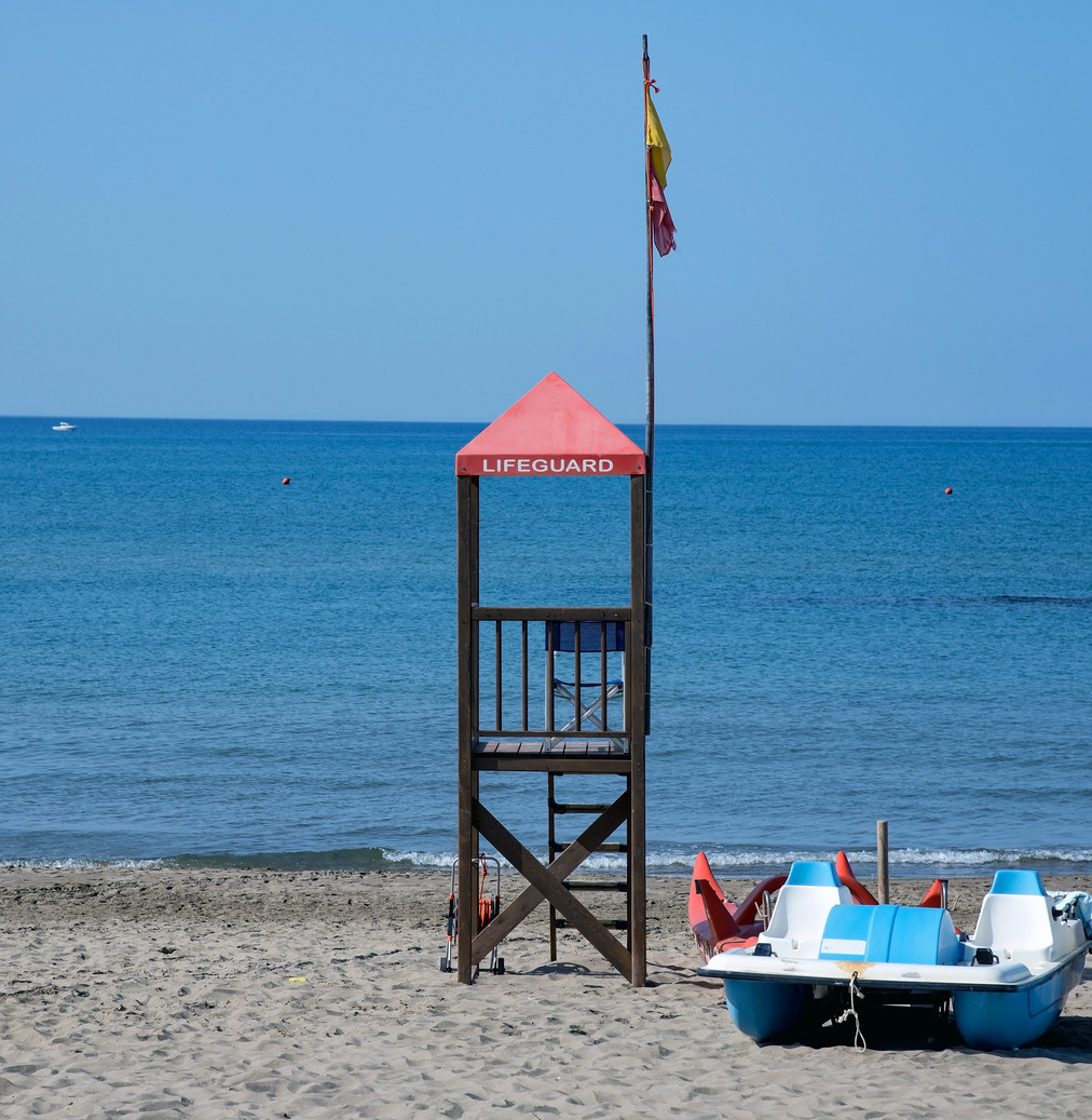 Un român a salvat un cetățean italian de la înec, în Salerno. Reacția autorităților