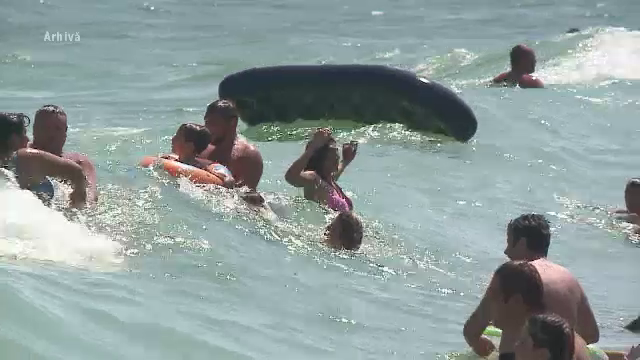 Bărbat care a salvat o femeie de la înec, la Mangalia, scos mort din mare