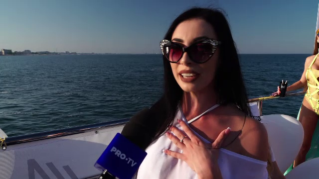 Cât dau tinerii pentru o noapte pe un club plutitor pe litoral: ”N-am mai întâlnit o astfel de petrecere în România"