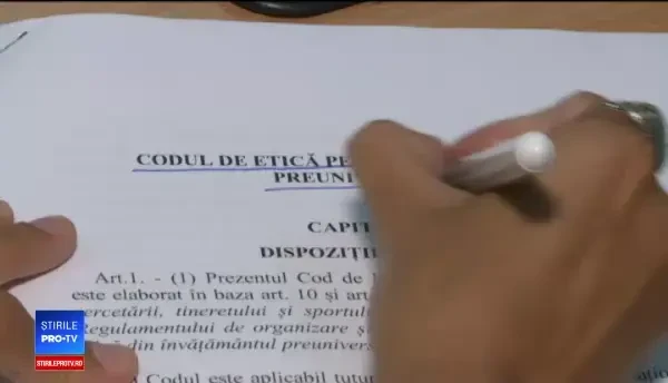 Meditaţiile cu propriii elevi și cadourile, interzise. Ce presupune codul etic al profesorilor