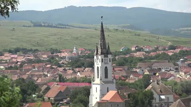 Colinele Transilvaniei, a patra destinație ecoturistică certificată. Vizitatorii străini sunt fermecați de satele din regiune