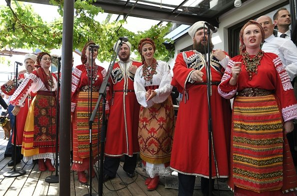 Vladimir Putin, Karin Kneissl, dansat, nunta,