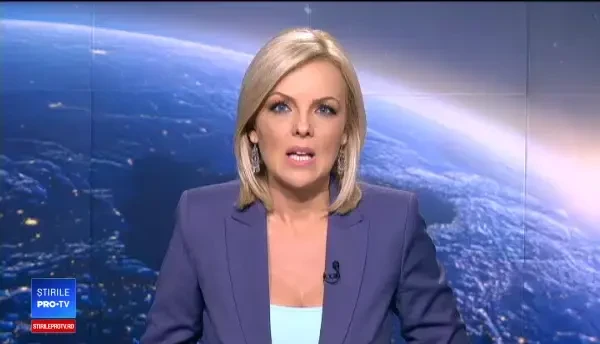 O ploaie a făcut prăpăd în Ucraina. Autobuz cu pasageri, blocat de ape