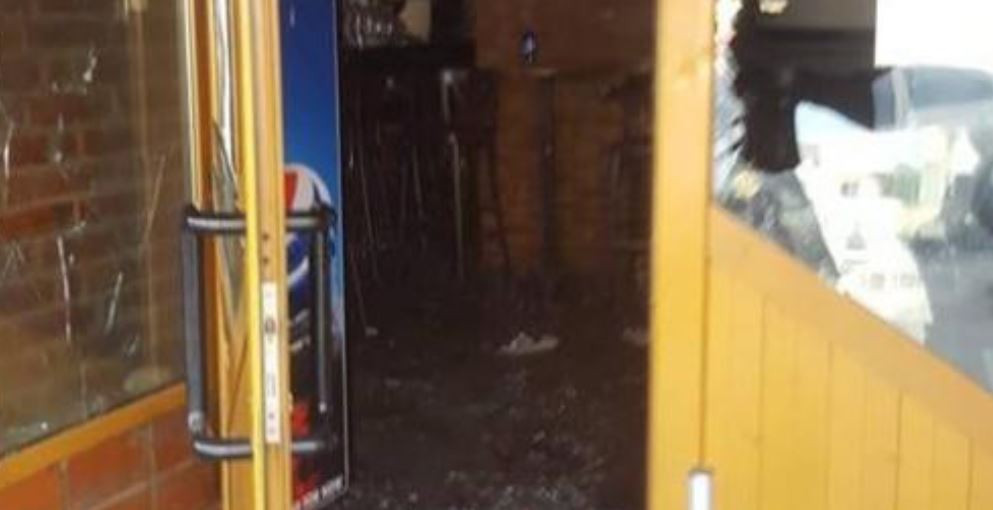 Şase bărbaţi reţinuţi în urma unei bătăi în stradă în fața unui bar din Târgu-Jiu