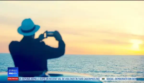 Boala de care suferă cei care își editează mereu pozele postate pe internet. Avertismentul psihologilor