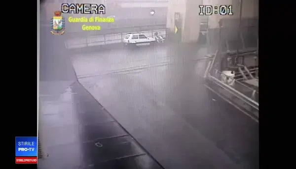 VIDEO cu momentul în care podul Morandi din Genova se rupe în două, provocând o tragedie