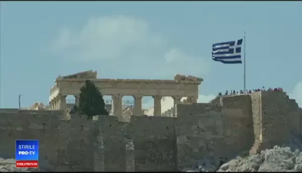 Grecia a ieşit oficial din criză. 23 de tăieri ale pensilor, şomaj peste 20%