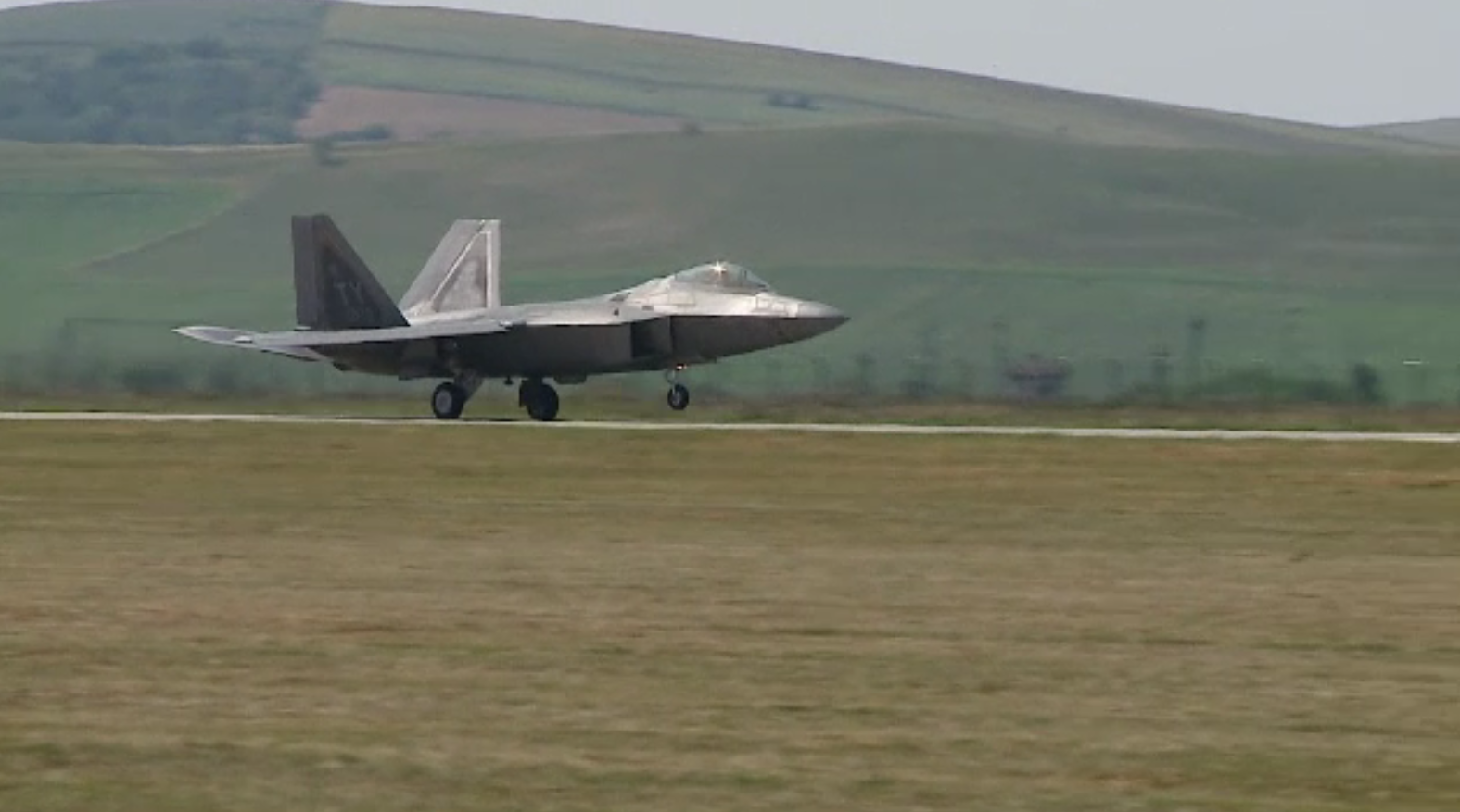 Unele dintre cele mai puternice avioane de luptă din lume au survolat România