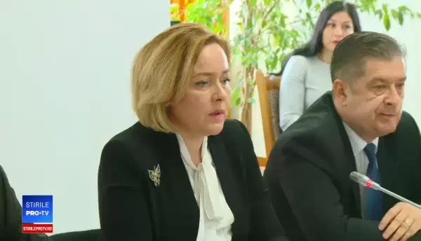 Ministrul Carmen Dan, audiată în comisia de apărare din Camera Deputatilor in scandalul violentelor jandamilor din 10 august