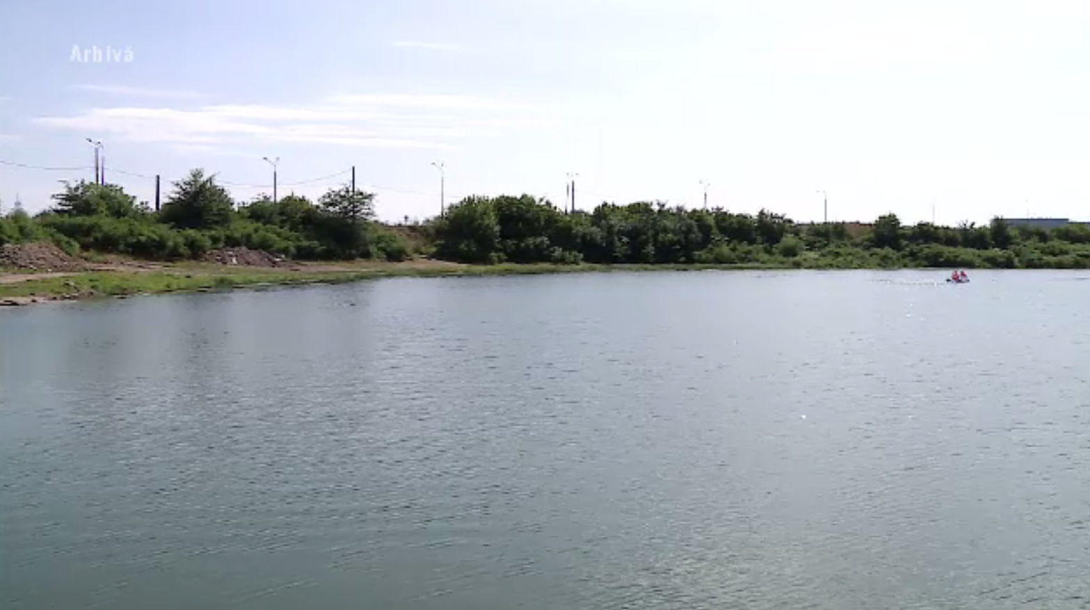 Două adolescente dispărute în Dunăre. Fetele s-au dus la scăldat pe o plajă neamenajată