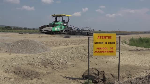 Obuz de 90 kg pe autostradă: e cel mai mare proiectil găsit în Mureș în ultimii 11 ani