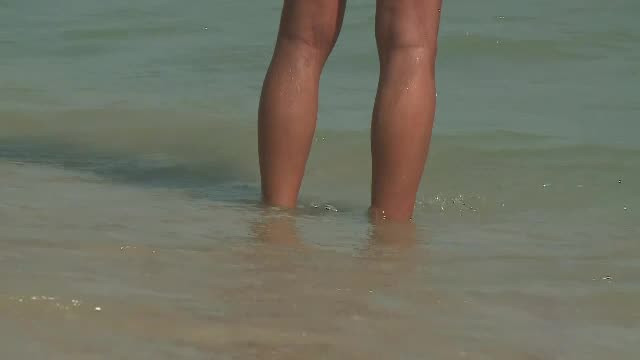 Locul de pe litoral preferat de nudiști, care se amestecă printre turiștii în costum de baie