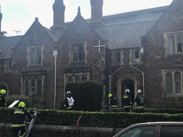 casă &icirc;n flăcări, Marea Britanie