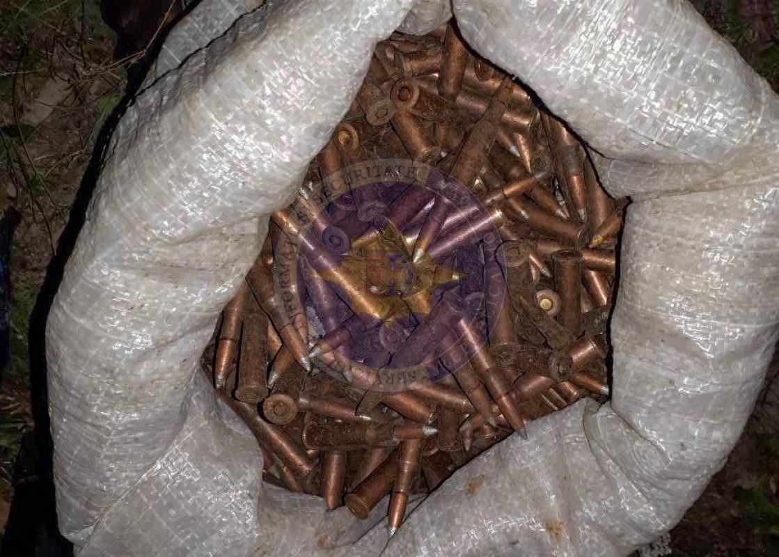 Zeci de mii de cartuşe şi grenade, descoperite de Serviciul moldovenesc de Informații