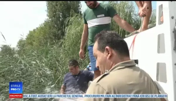 Lac din marginea orașului Buzău, populat cu tone de pește