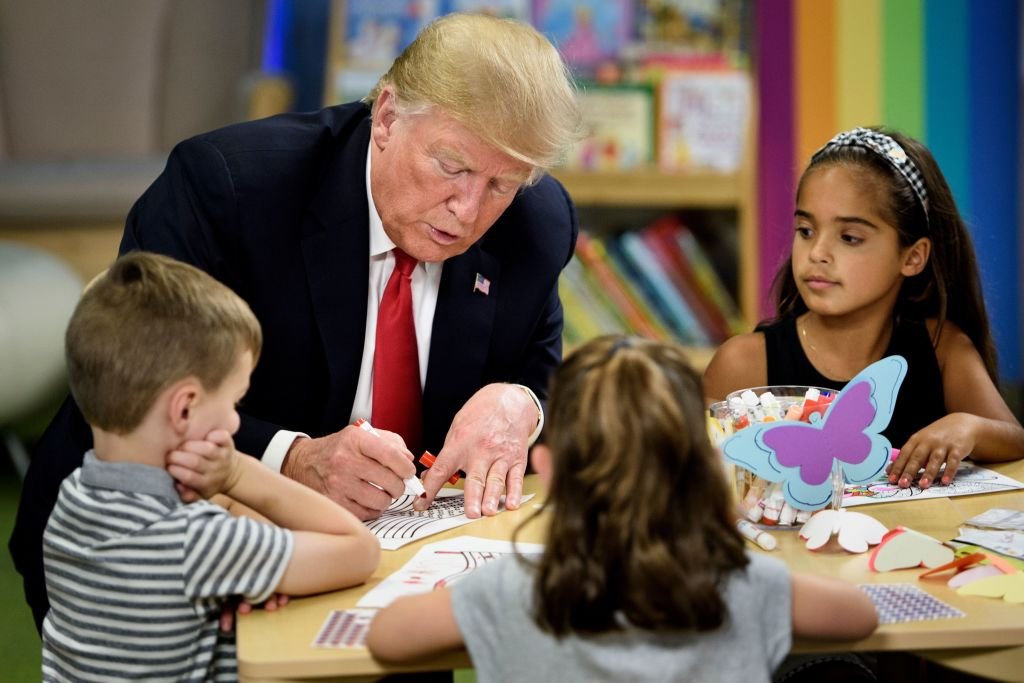trump si steagul