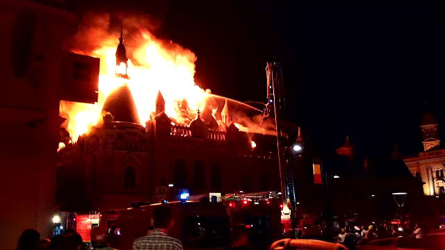 Un scurt-circuit ar fi provocat incendiul care a distrus Palatul Episcopiei Greco-Catolice