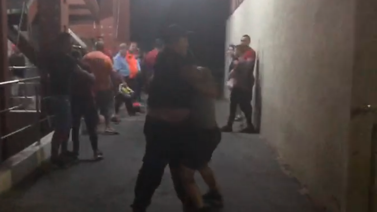 Scene ireale într-un spital din România. Poliția a intervenit și a deschis dosar. VIDEO