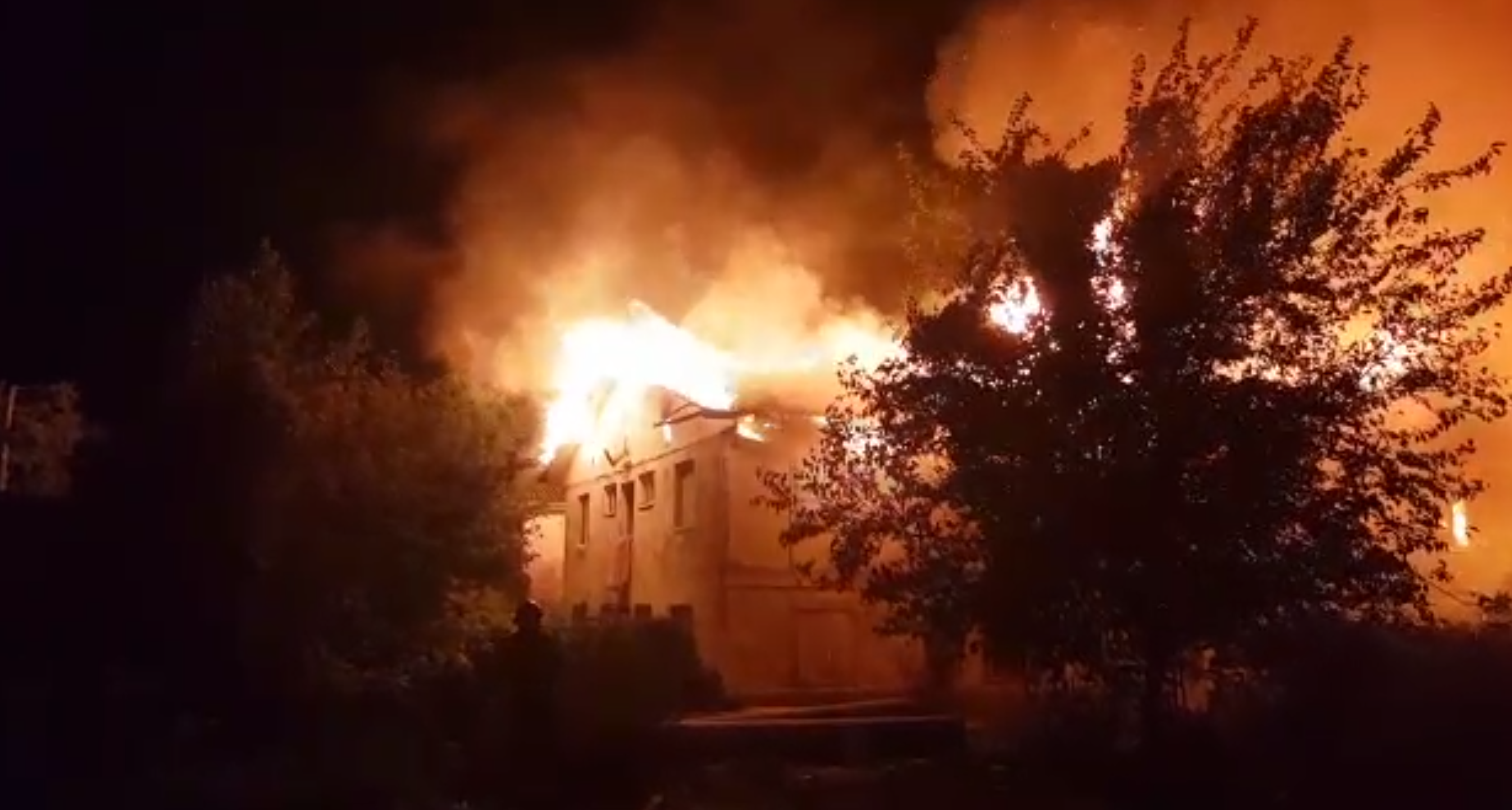 Anchetă în urma incendiului violent la ansamblul de locuințe sociale din Cernavodă