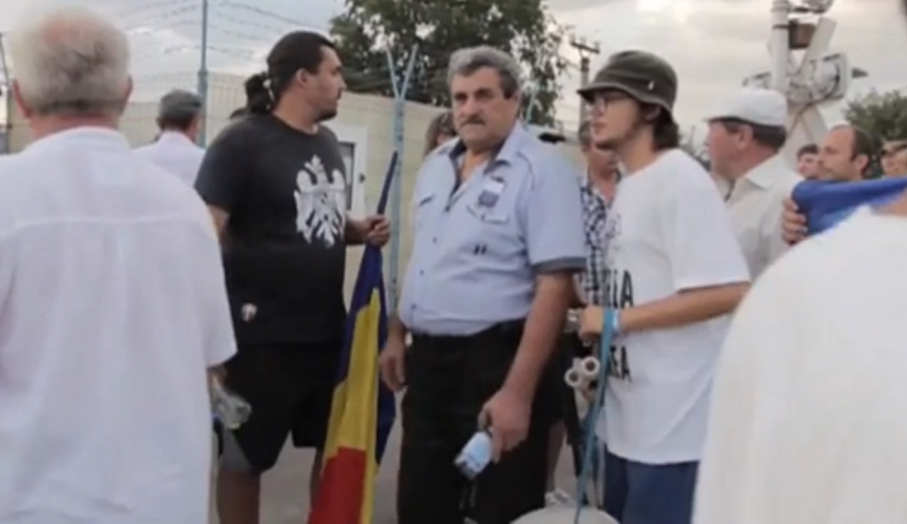 Acces interzis în Moldova pentru un grup de cetăţeni români. "Perturbă ordinea publică"