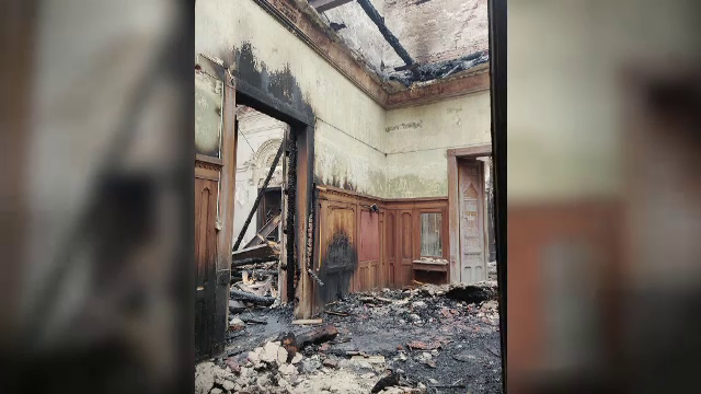 Palatul episcopal din Oradea