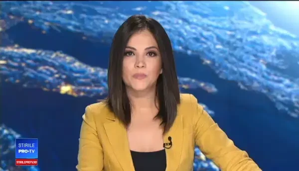 O femeie a murit după ce un microbuz cu mai mulţi călători s-a răsturnat, în Caracal