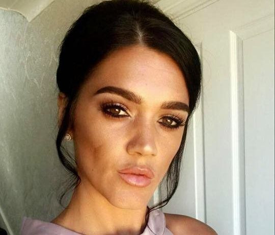 O tânără a murit după ce și-a făcut o operație estetică într-o clinică din Turcia