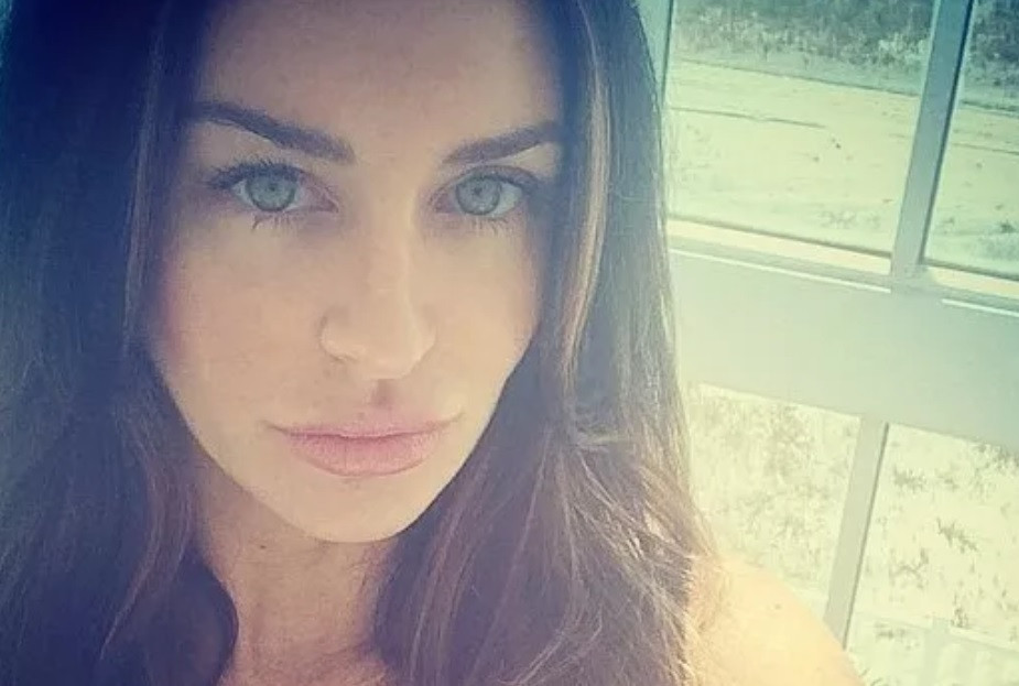 Fost model Playboy, găsit mort. Cicatricile de pe corp i-au îngrozit pe polițiști