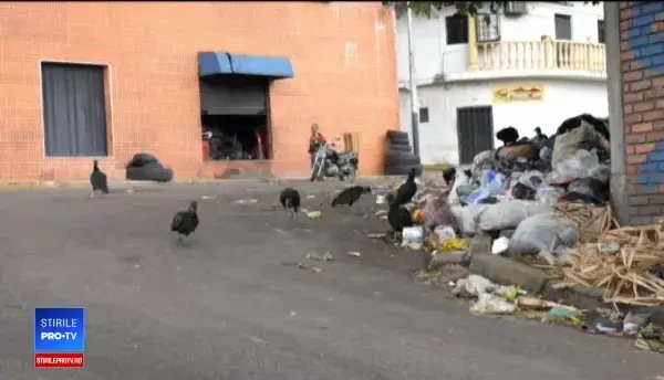 În Venezuela se va instaura foametea în masă. Cât de scumpă e o cutie cu smântână