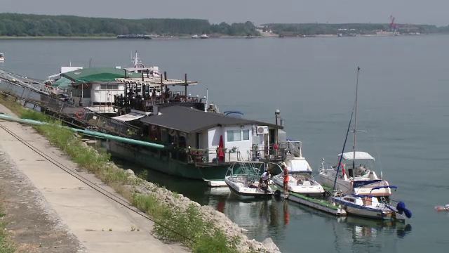 Povestea celor două oraşe despărţite de Dunăre: Vidinul plin de viaţă şi Calafatul pustiu